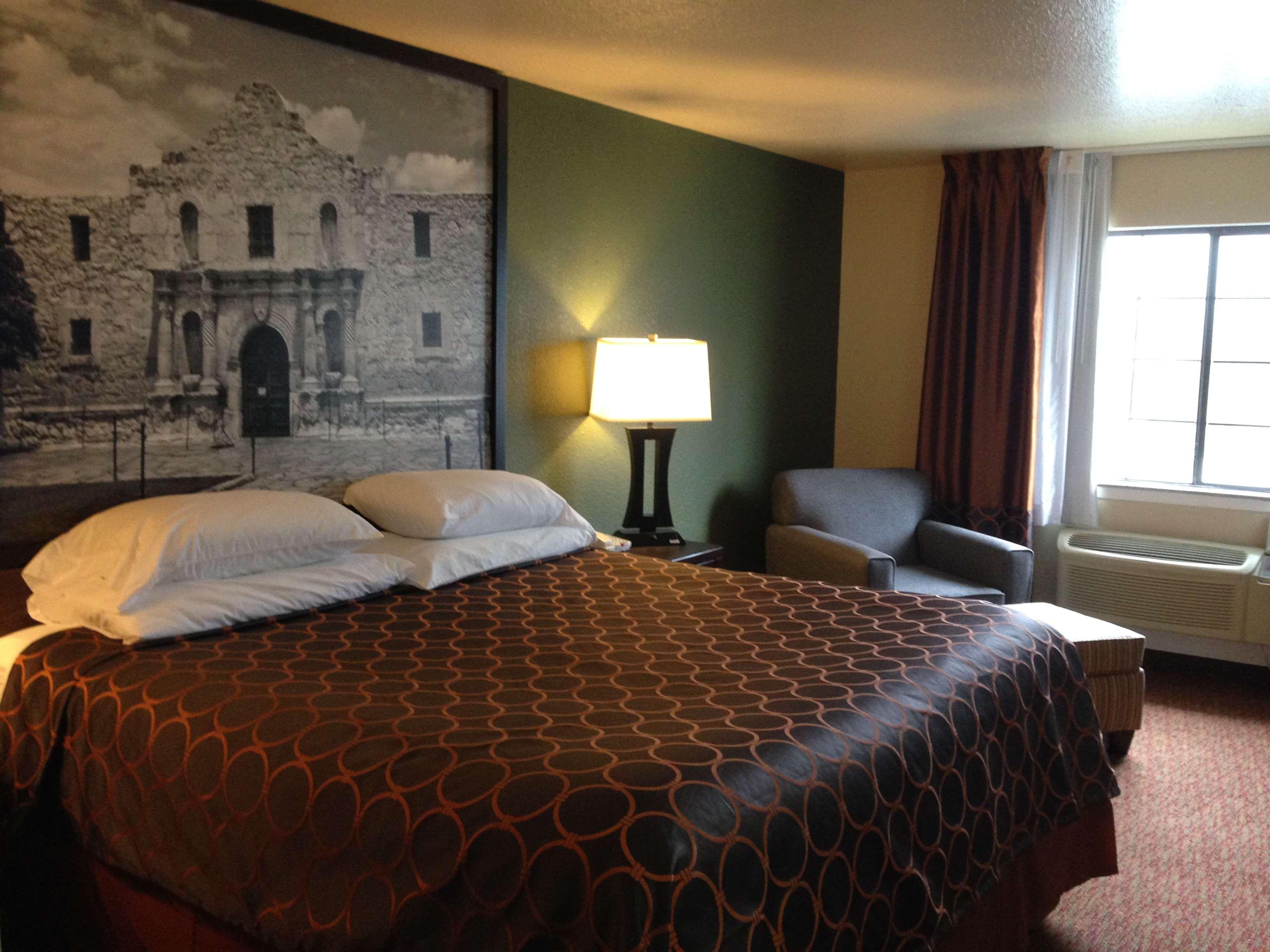 Surestay Plus By Best Western San Antonio Airport מראה חיצוני תמונה