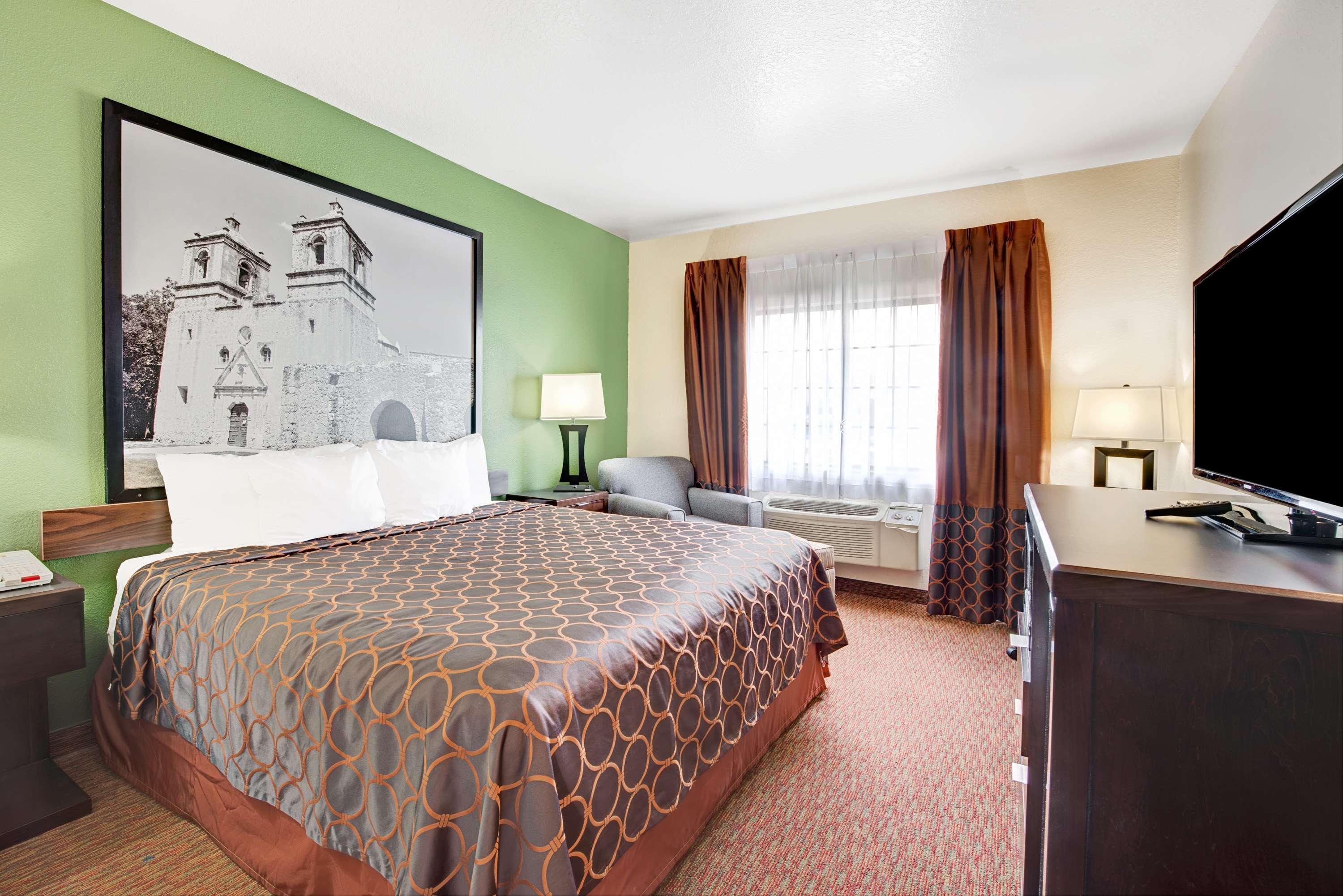 Surestay Plus By Best Western San Antonio Airport מראה חיצוני תמונה