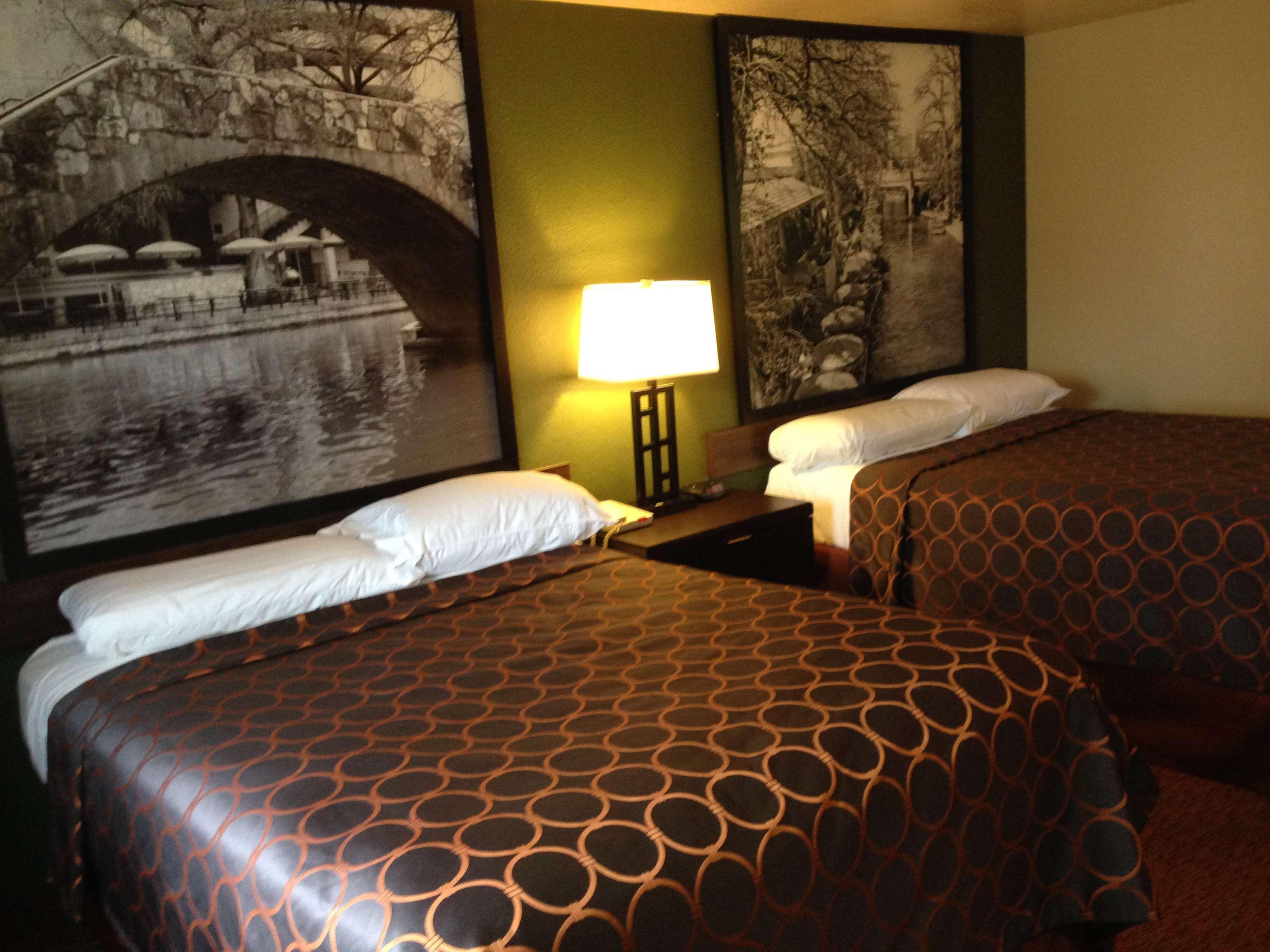 Surestay Plus By Best Western San Antonio Airport מראה חיצוני תמונה