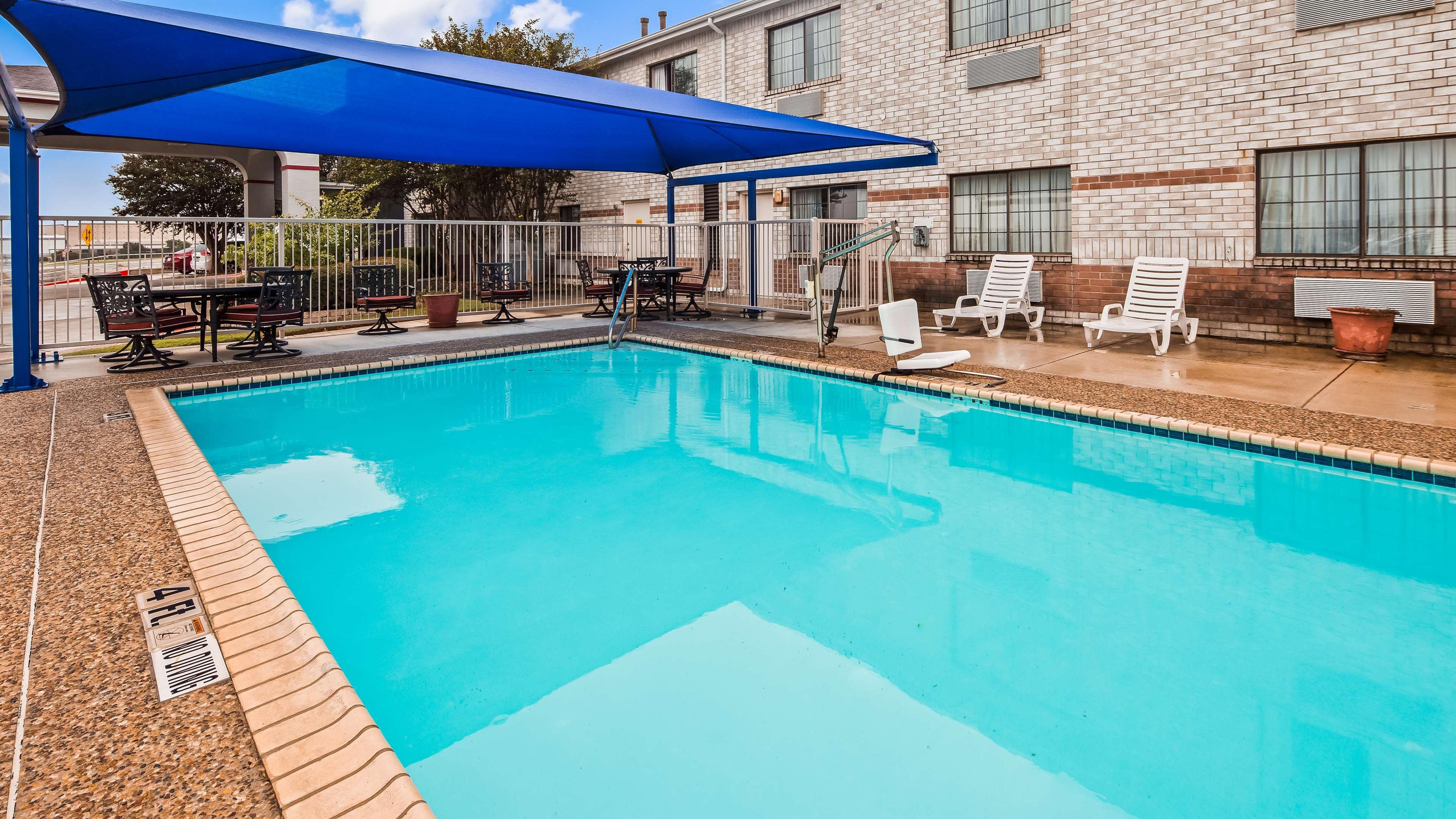 Surestay Plus By Best Western San Antonio Airport מראה חיצוני תמונה