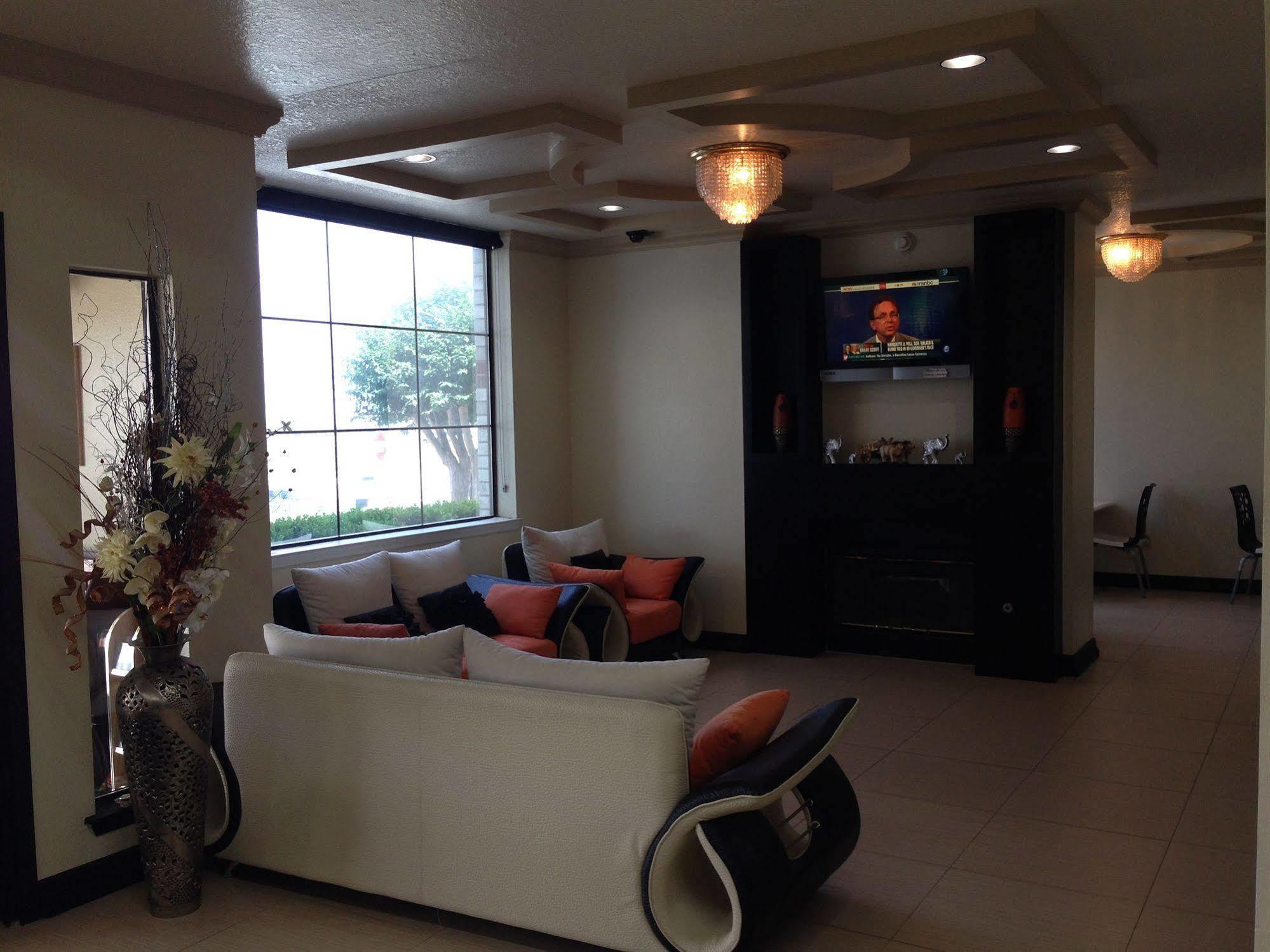 Surestay Plus By Best Western San Antonio Airport מראה חיצוני תמונה